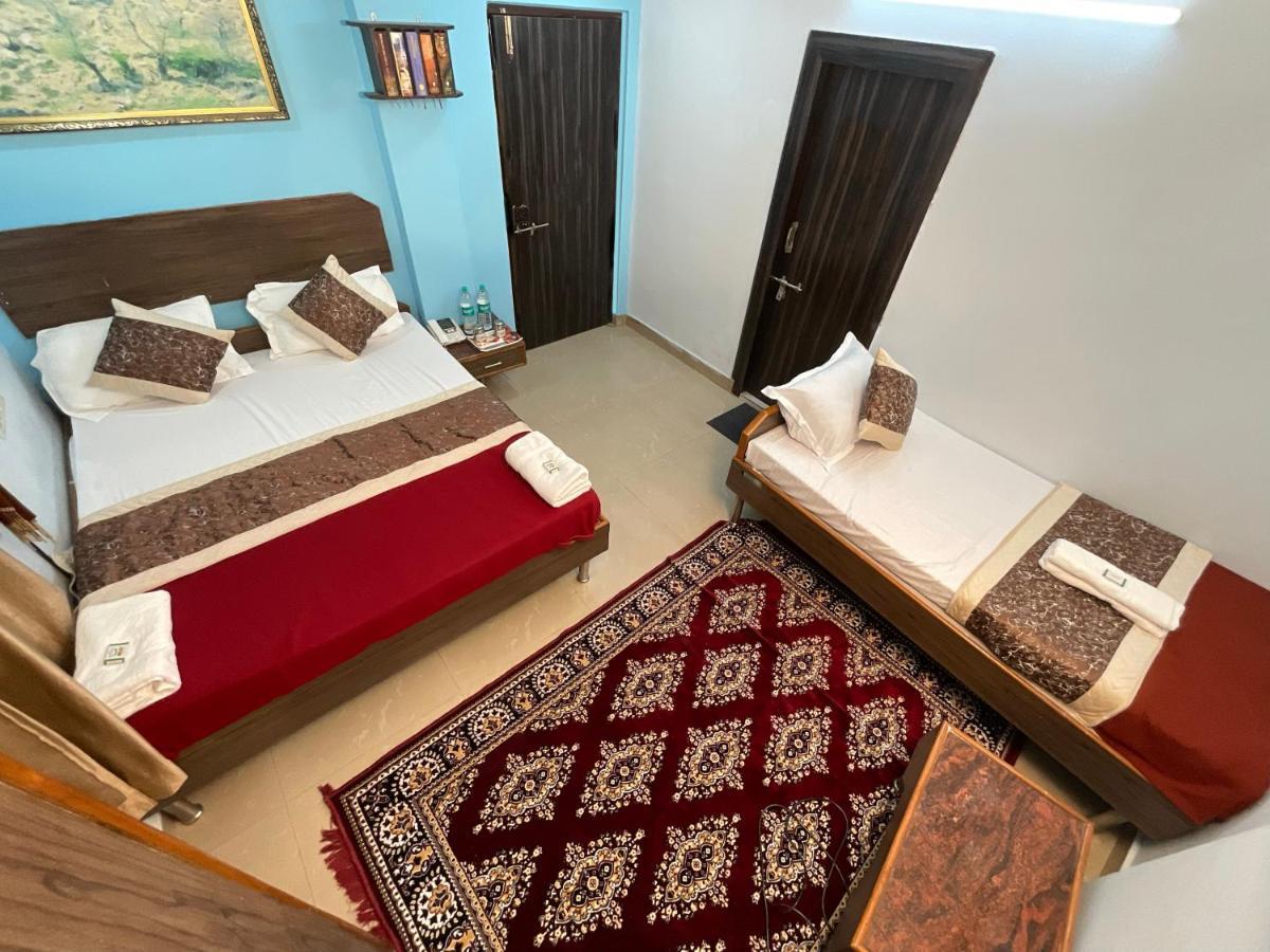 Vrindavan Comfort Inn Hyderabad Exterior photo