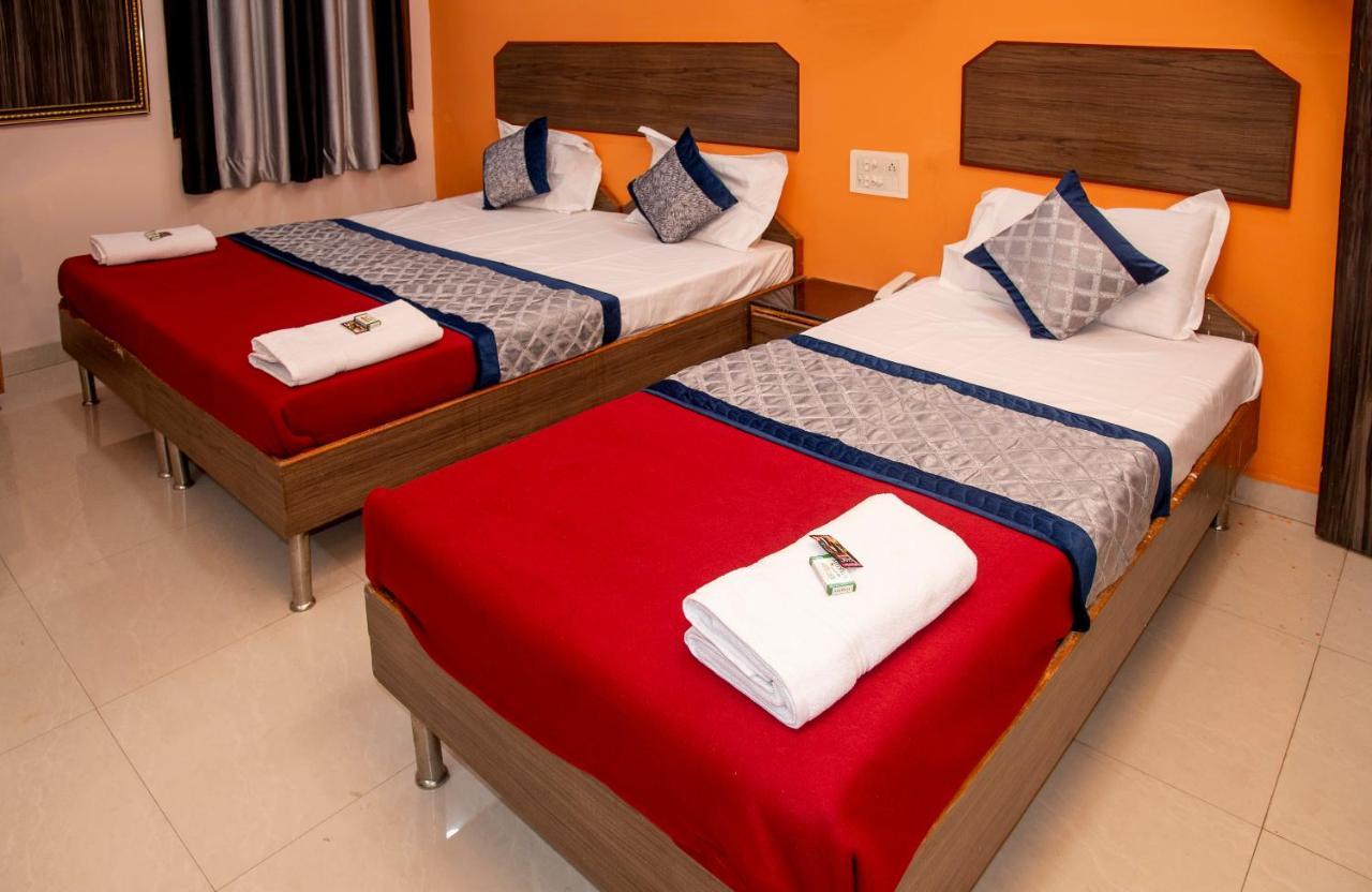 Vrindavan Comfort Inn Hyderabad Exterior photo